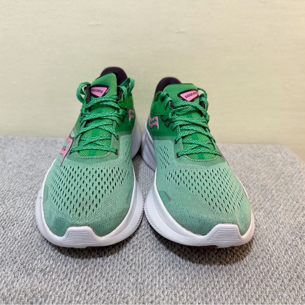 Saucony Green Pink Women's Running Shoes - Picture 4 of 7